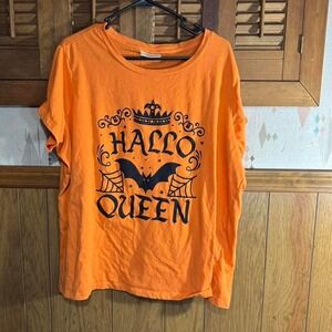 Orange Halloween tee Size XXL